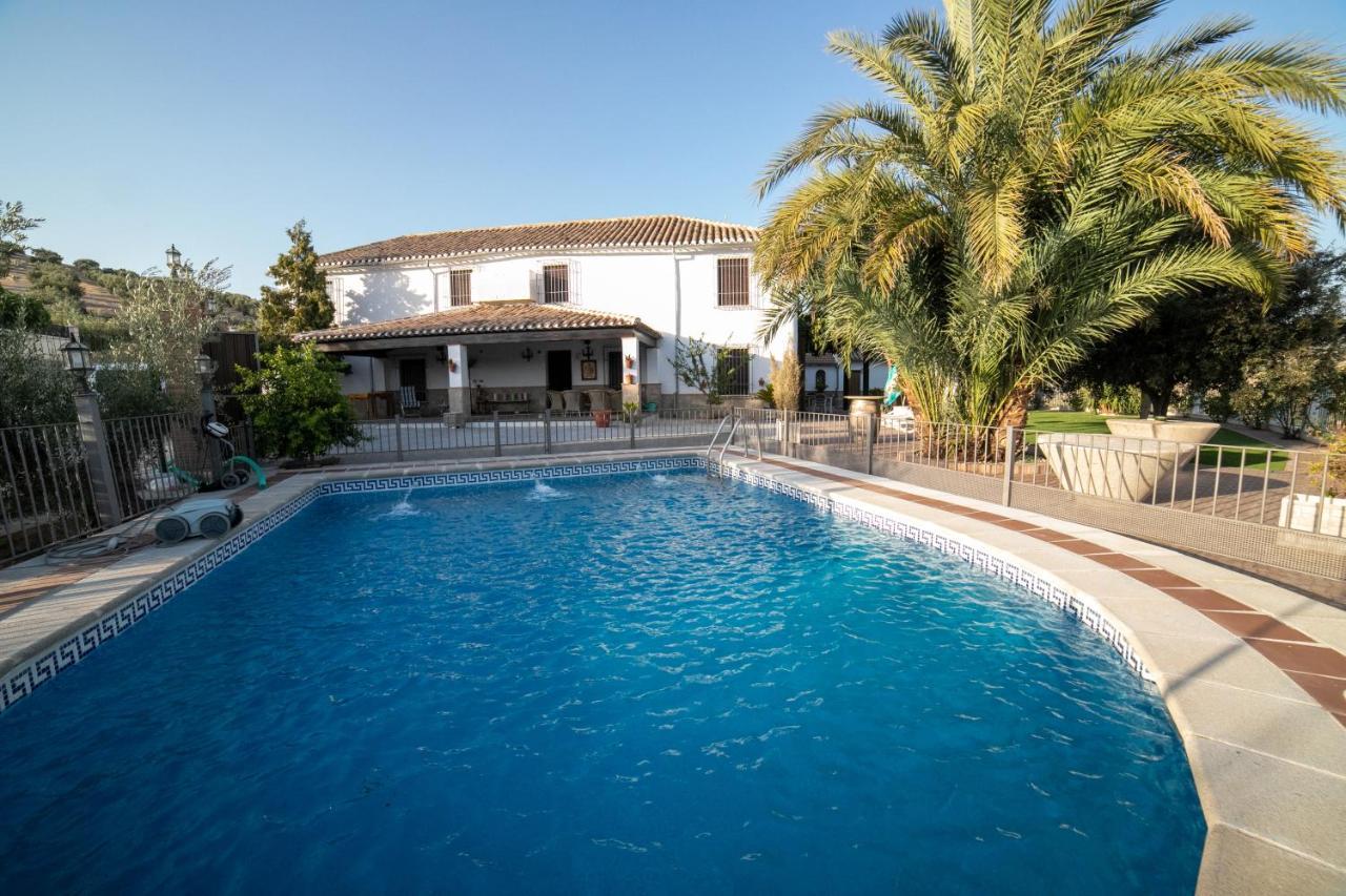 Вилла Cortijo El Segador Y El Capricho Альмединилья Экстерьер фото