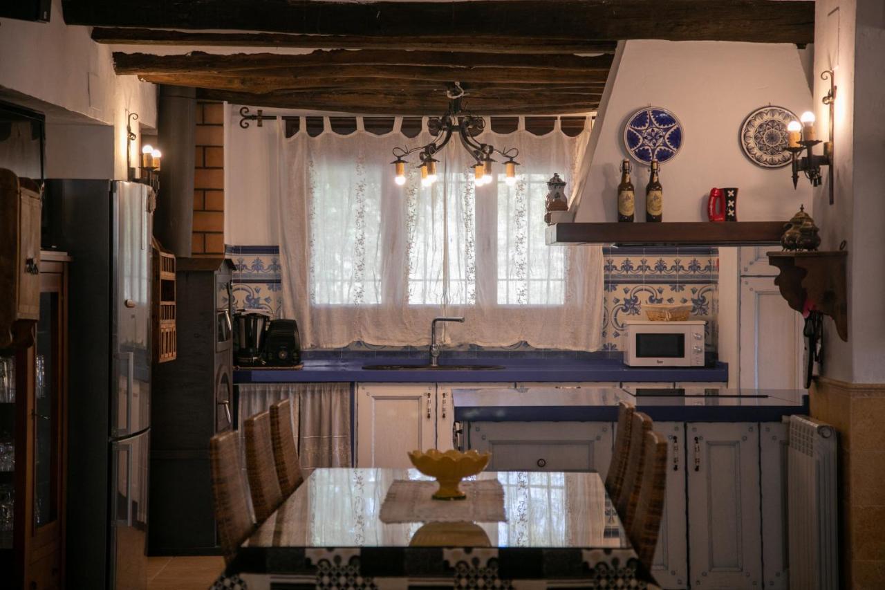 Вилла Cortijo El Segador Y El Capricho Альмединилья Экстерьер фото