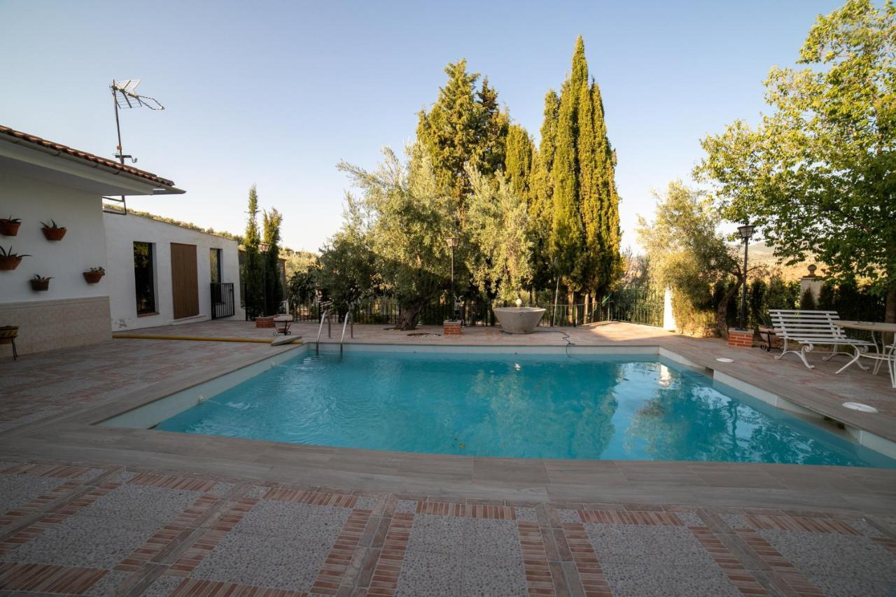 Вилла Cortijo El Segador Y El Capricho Альмединилья Экстерьер фото