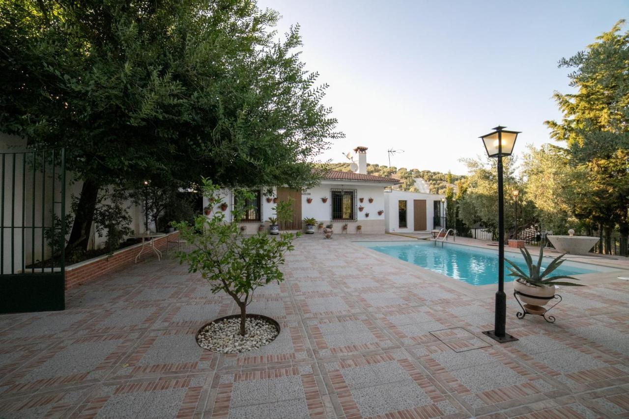Вилла Cortijo El Segador Y El Capricho Альмединилья Экстерьер фото