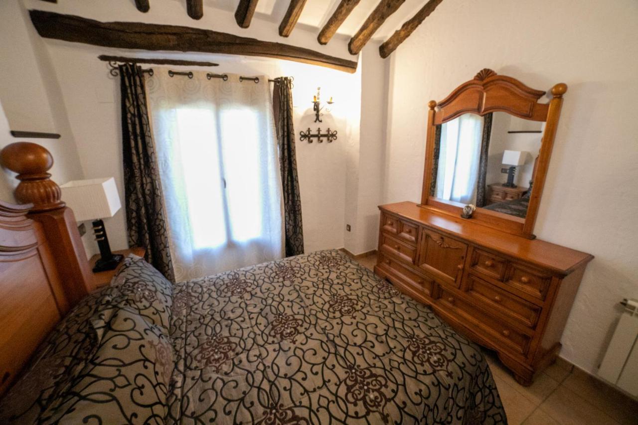 Вилла Cortijo El Segador Y El Capricho Альмединилья Экстерьер фото