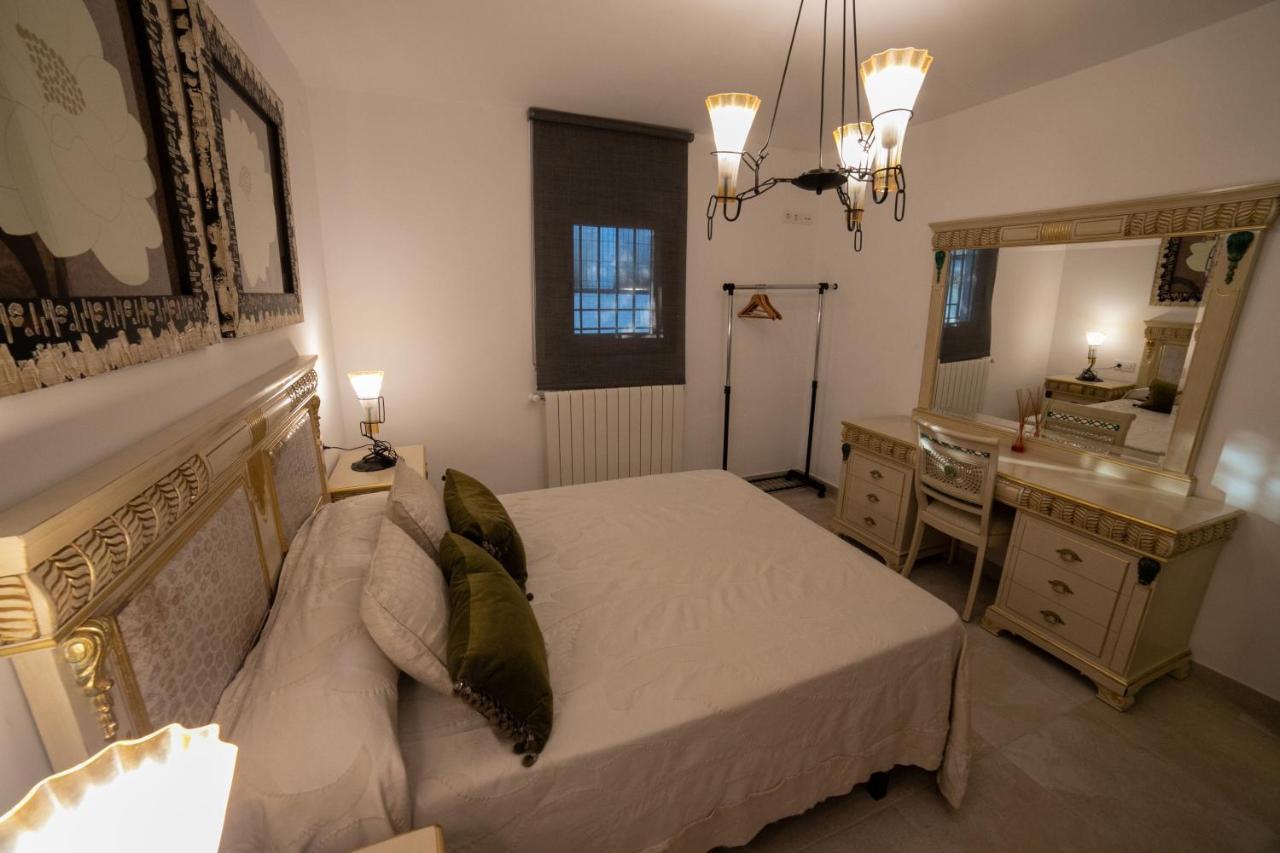 Вилла Cortijo El Segador Y El Capricho Альмединилья Экстерьер фото